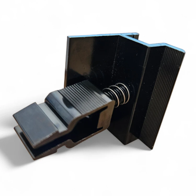 Klema boczna H35 L50 Klik (typ 2) Anodowana czarna 000-187 (3)